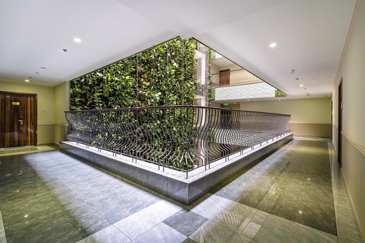 Leman Luxury With Rooftop Pool & Gym * Ho Chi Minh City