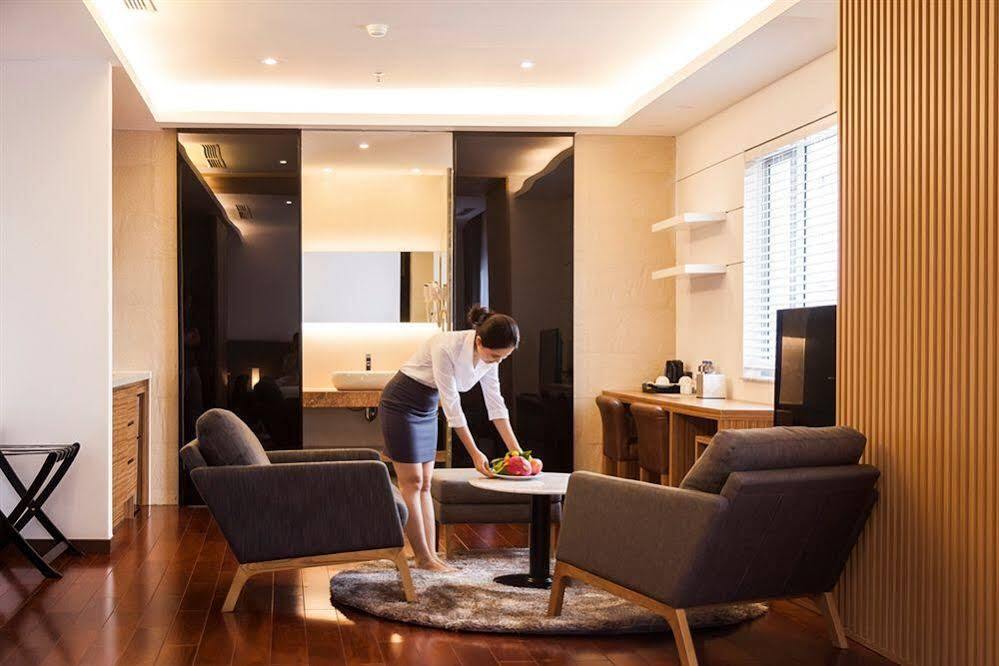 Charm Saigon Hotel 4*
