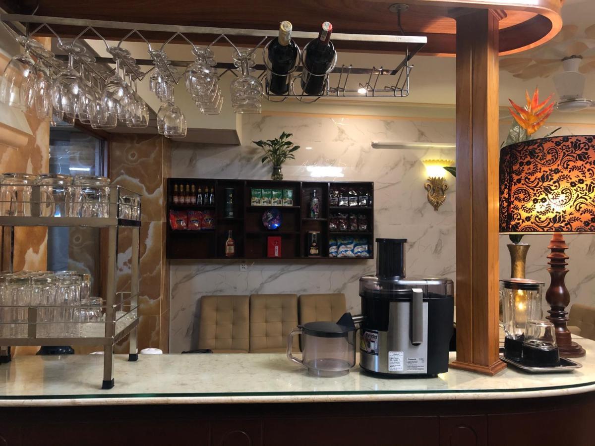 Hotel Hoang Quan