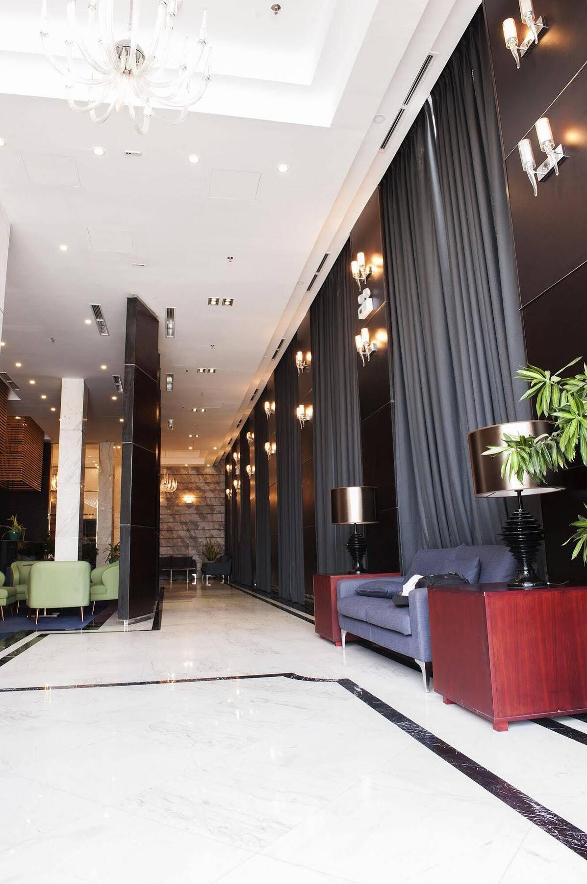 Charm Saigon Hotel 4*