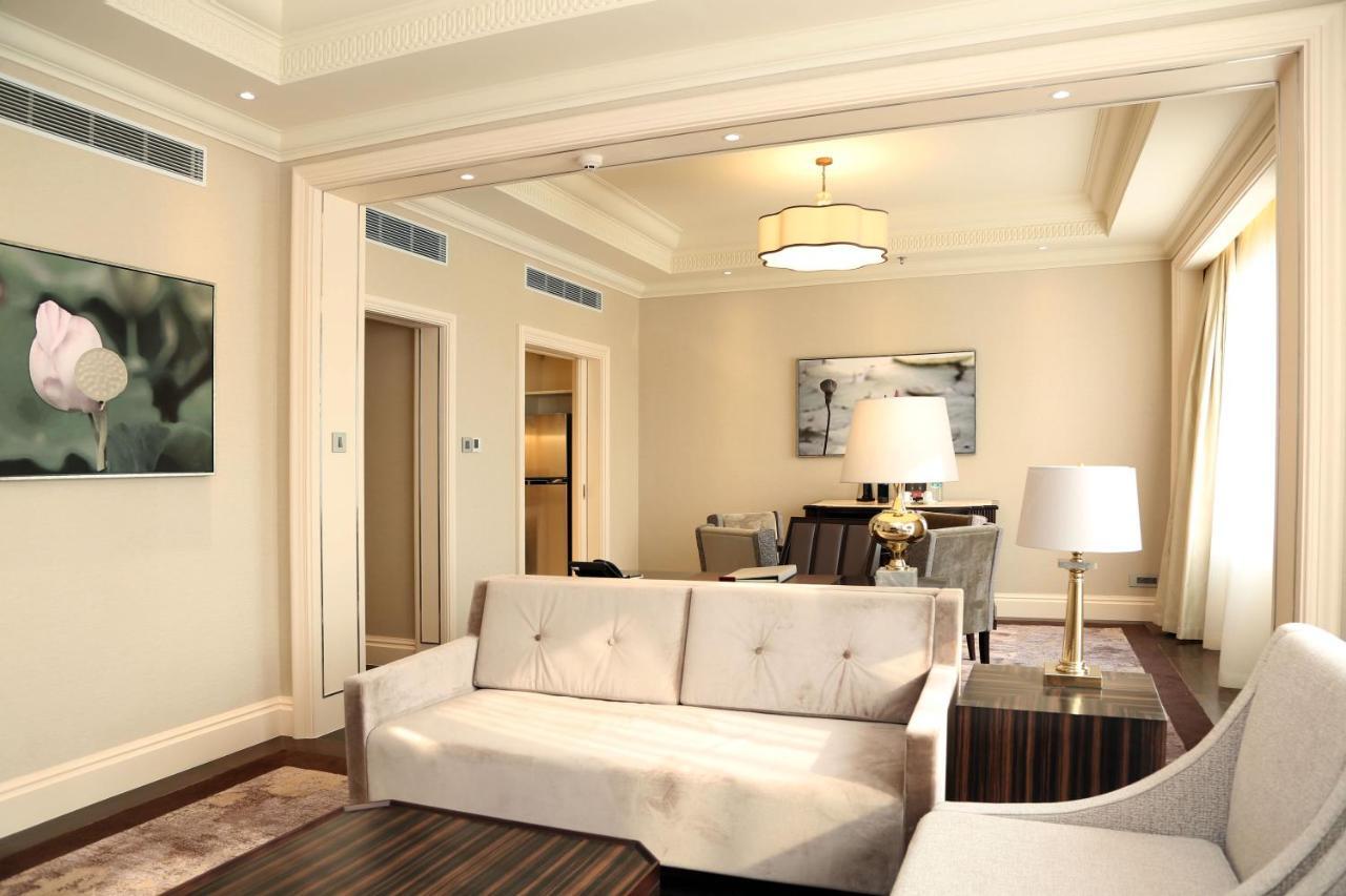 Caravelle Saigon Khách sạn 5*