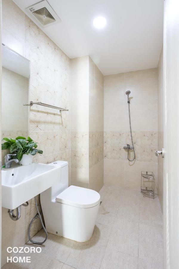 Cozoro 4 - Luxury 2br & Free Pool & Gym Apartment Ho Chi Minh City