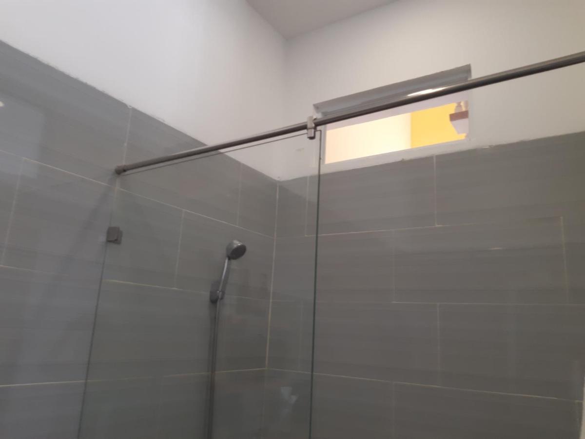 Hostel Yelo & Cafe Ho Chi Minh City