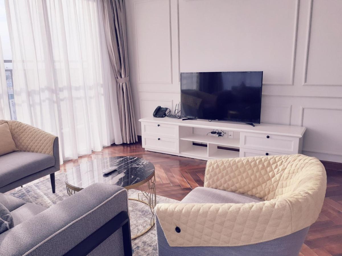 Queen Luxury