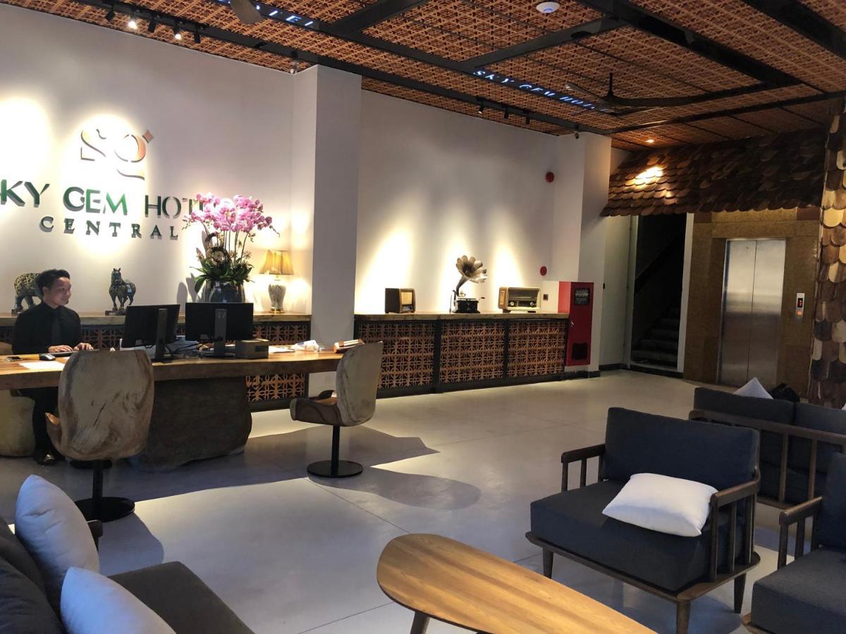 Hotel Sky Gem Ho Chi Minh City