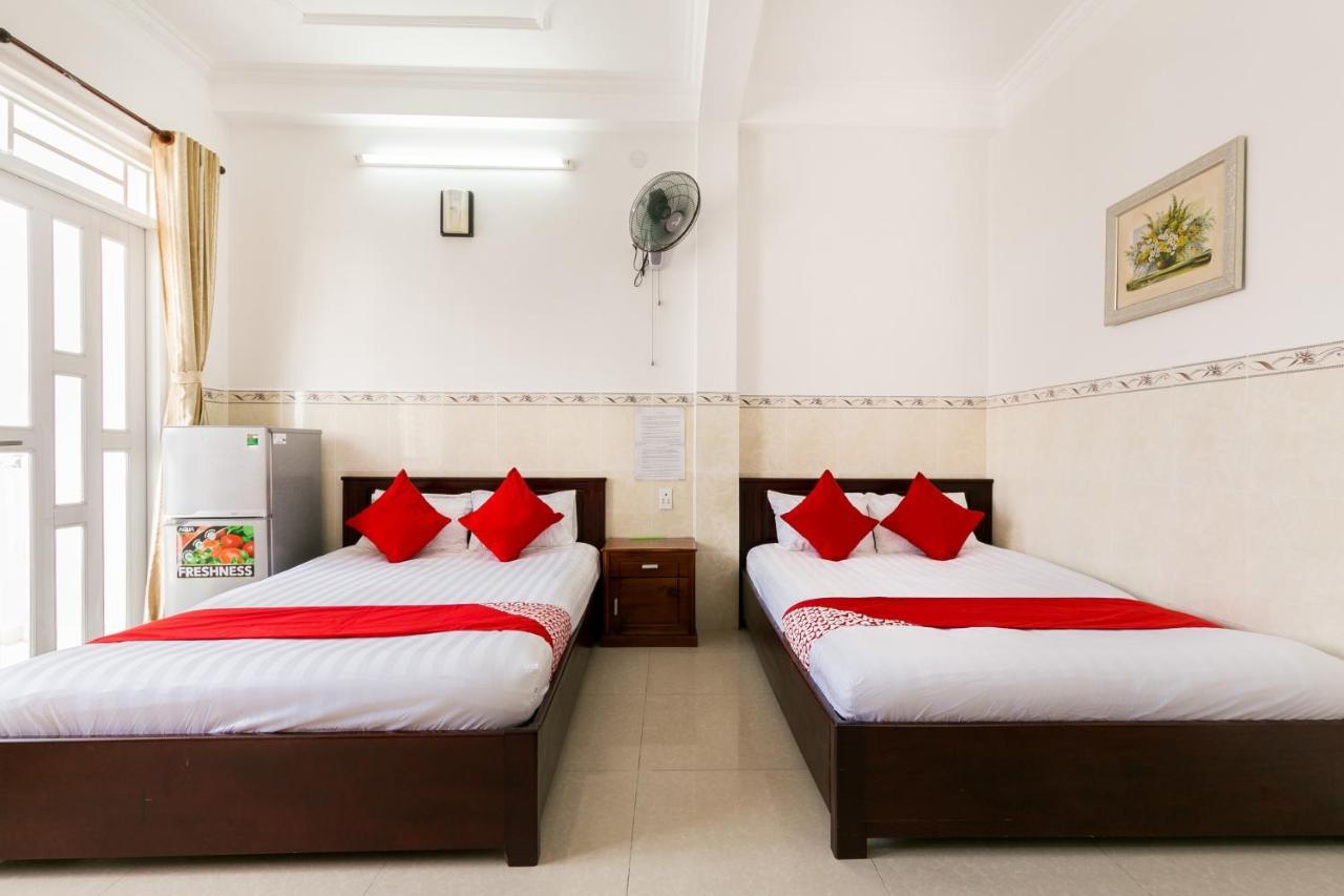 Oyo 372 Vy Hà Khách sạn 2*