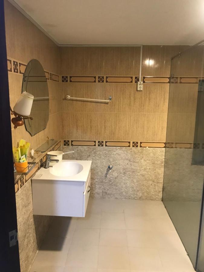 Hotel Nhat 1 2*