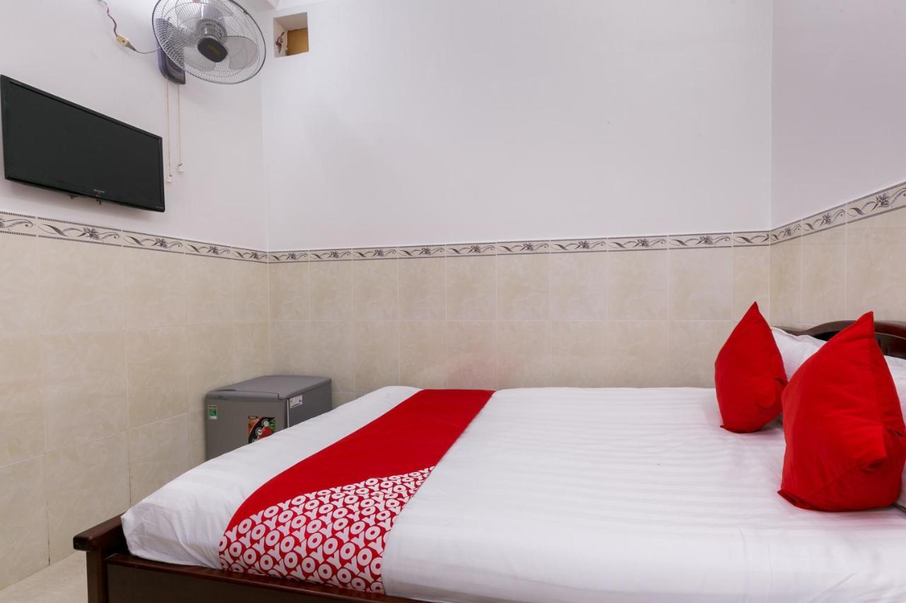 Oyo 372 Vy Hà Khách sạn 2*