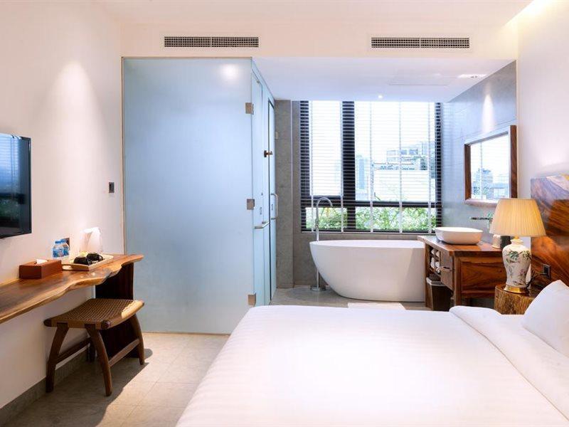 Sky Gem Hotel 4*
