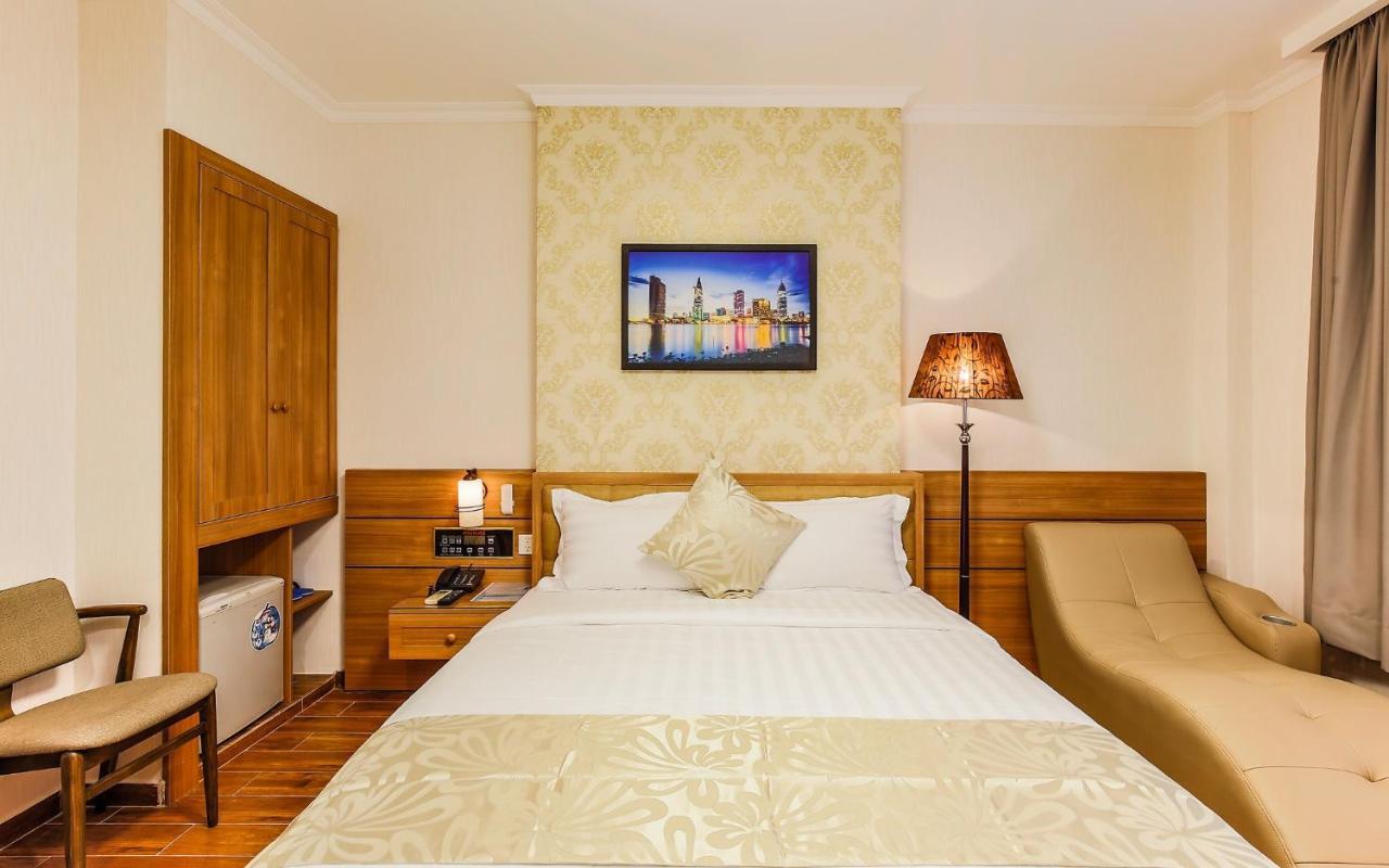 Sun Hotel Ben Thanh Market 3*
