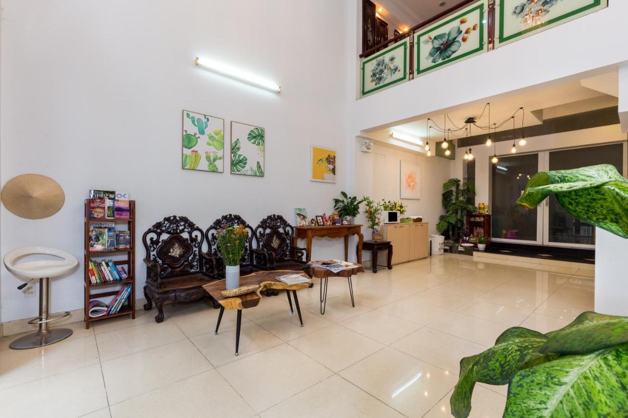 Homestay Nina *