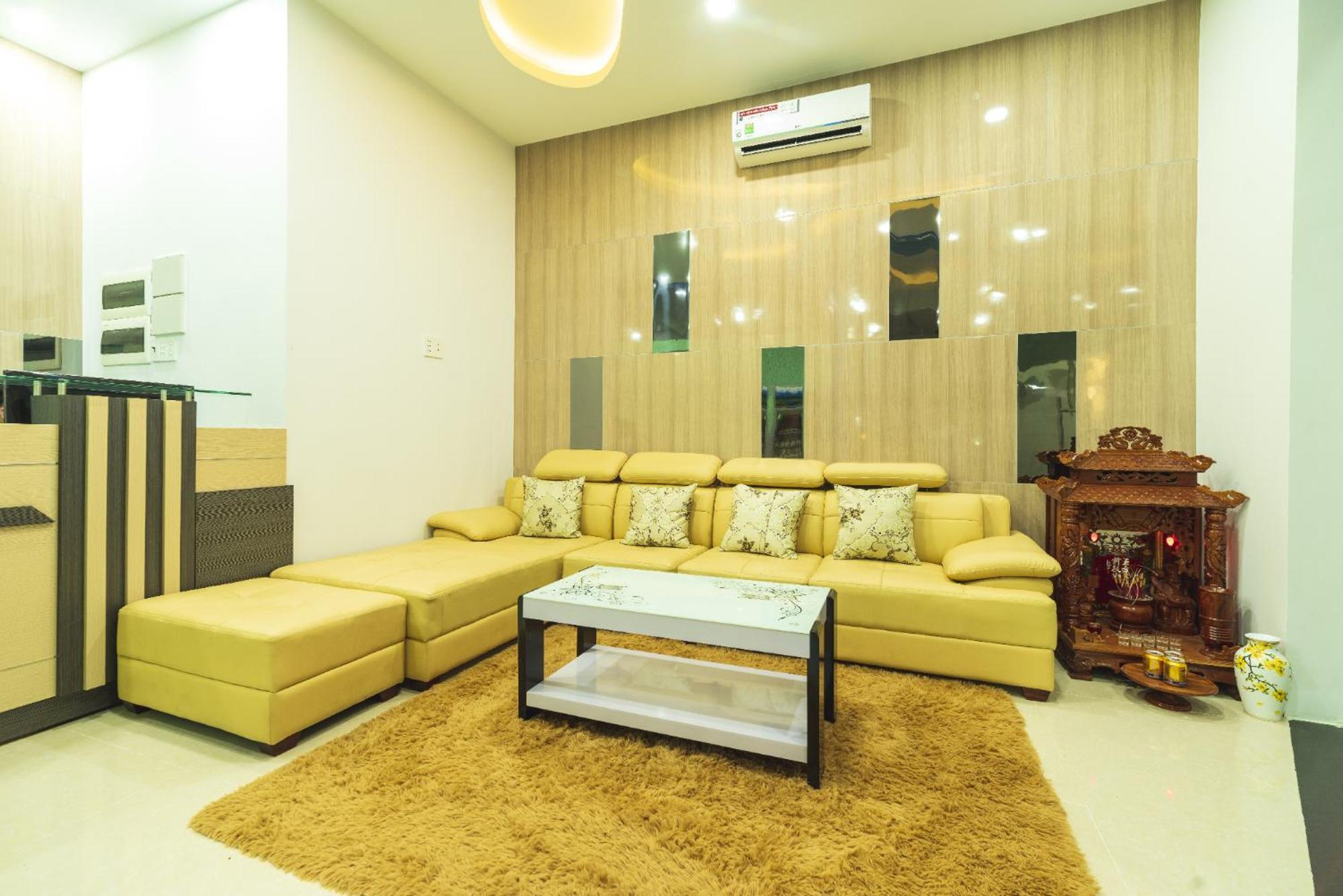 Paradise Hotel 2*