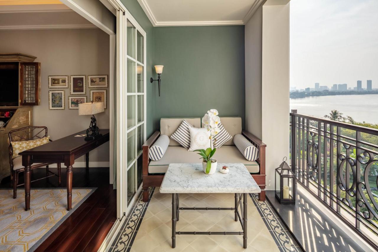 Mia Saigon - Luxury Boutique