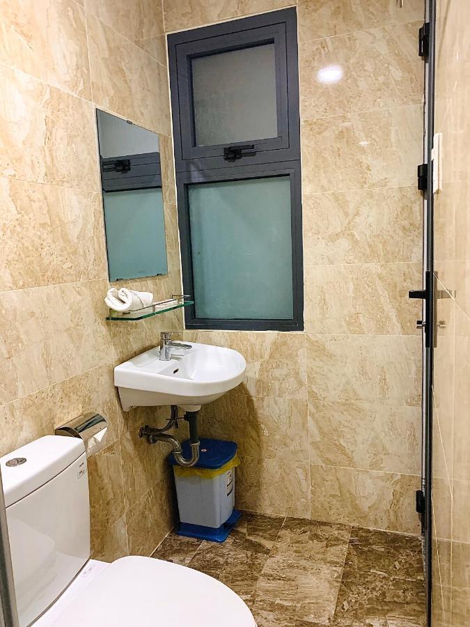 The Lumiere Near Tan Son Nhat Airport Hotel 3*