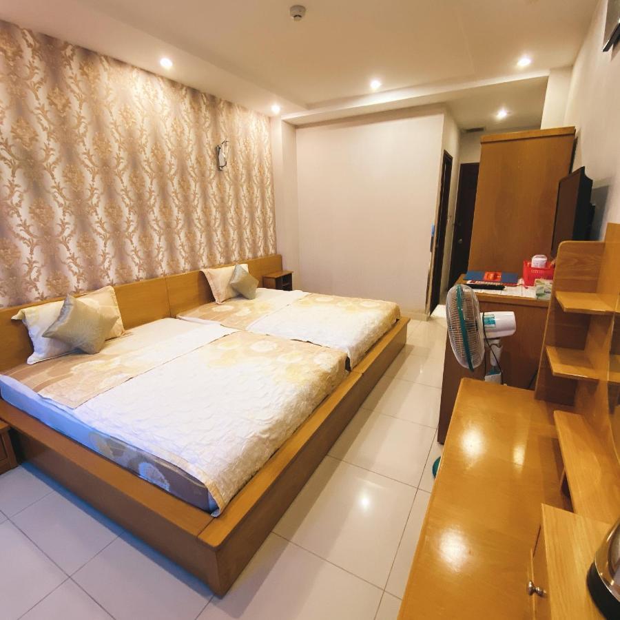 Redflower Hotel